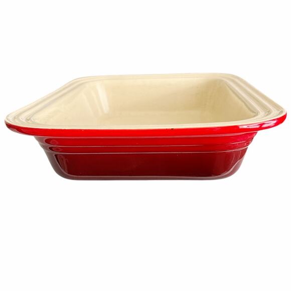 Le Creuset Red Stonewear 12.75” x 10.5” Caserole Pan - Picture 4 of 13